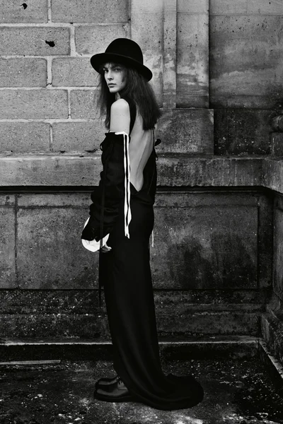 Look 30
